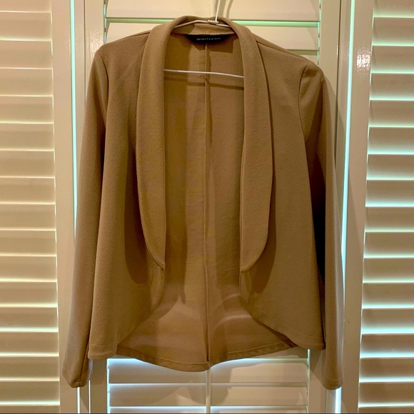Mendocino Seven Sisters Light Beige Blazer - Picture 1 of 11